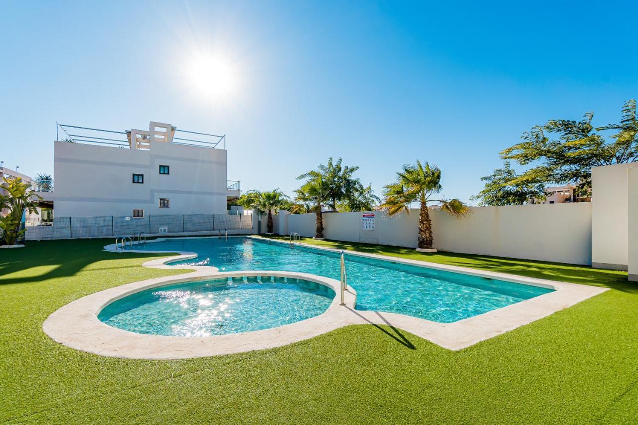 Apartamento Peonia Torre de la Horadada Dış mekan fotoğraf